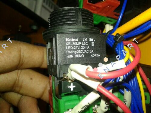 KBL30MP  Interruptor de botão de pressão iluminado, tipo protegido