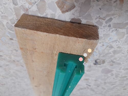 221410004 Guia de caixa robusta tipo CKG para correntes de roletes